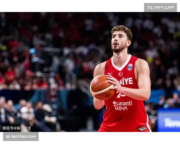 申京27分17篮板展现内线统治力 火箭新核战术地位持续提升